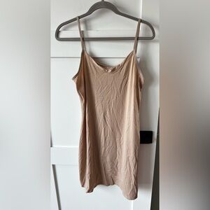 Vassarette Nude Neutral Minimalistic Dress Slip Women's Regular Size XL 44 10186